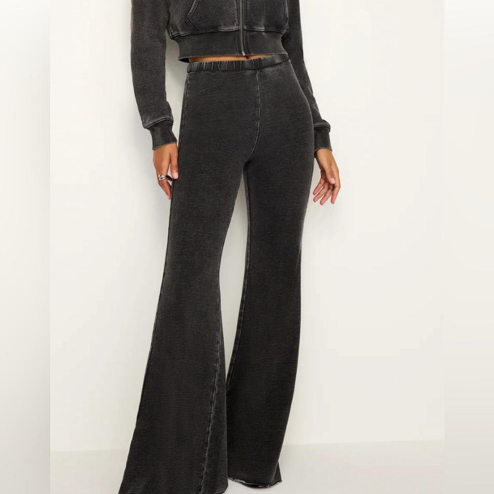Good American Stretch Jeans
